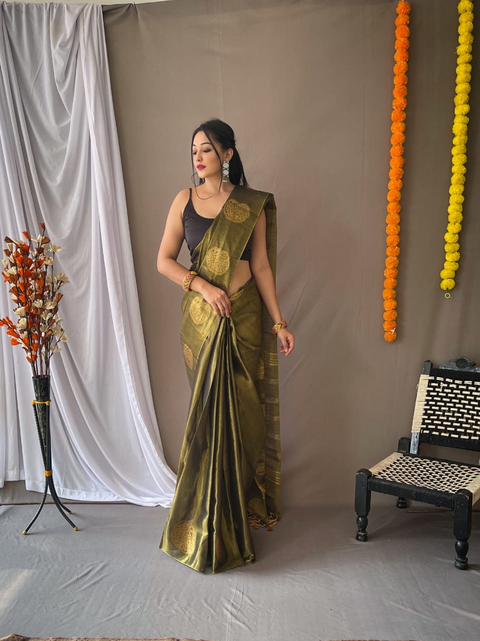 Dark Green  Zari Woven Tissue Silk Sarees With Chit Pallu