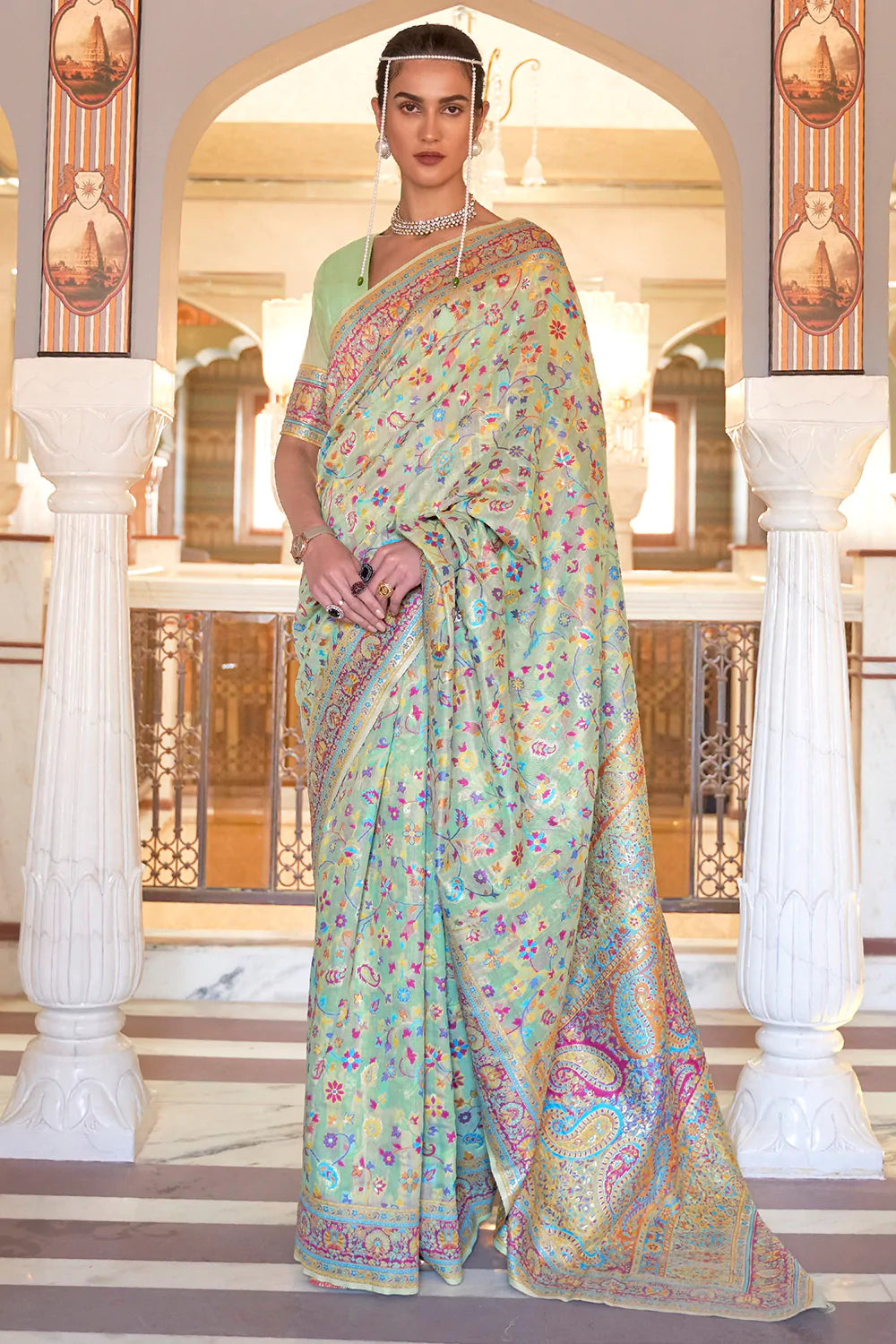 Stylish Mint Green Colour Soft Handloom Weaving Silk Saree With Blouse