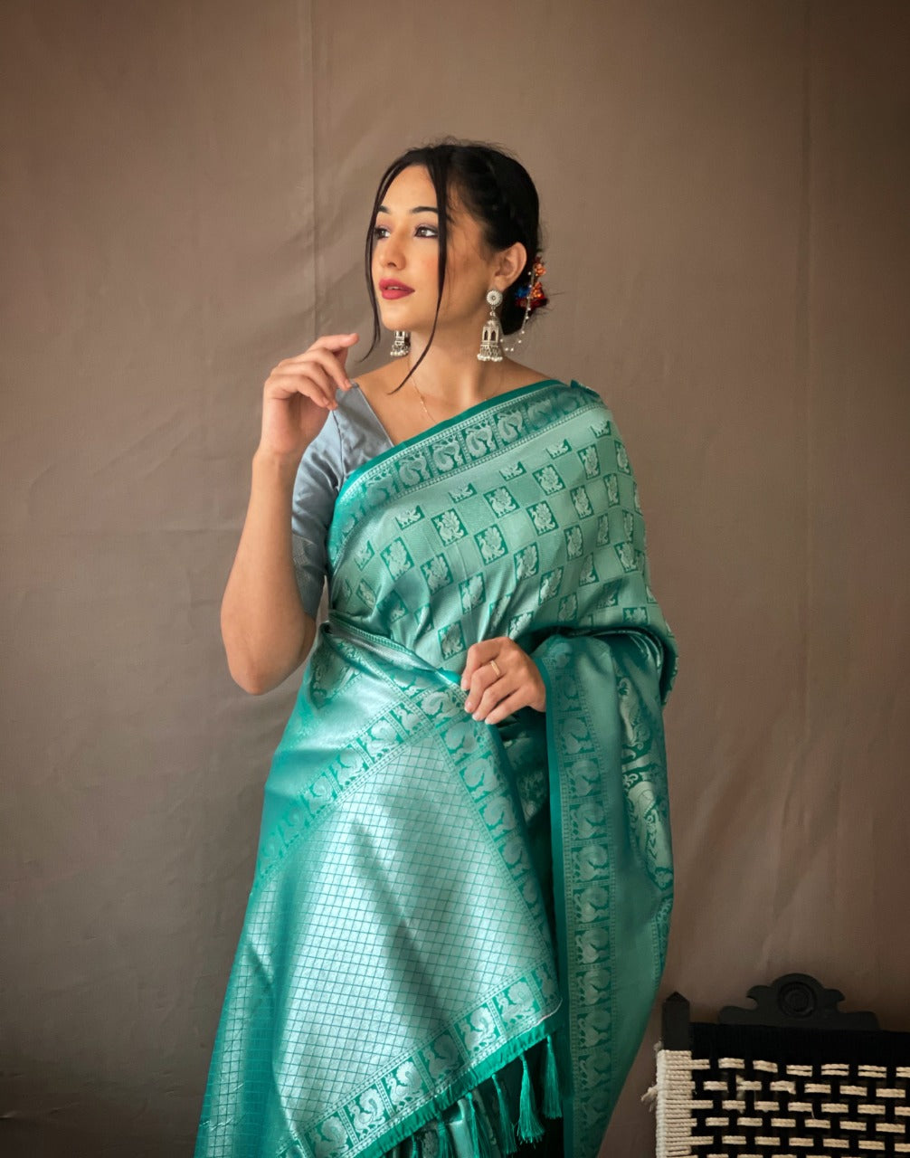 Banarasi Cotton Linen Silver Zari & Meena Weaving Saree-Sea Green –  Banarasikargha