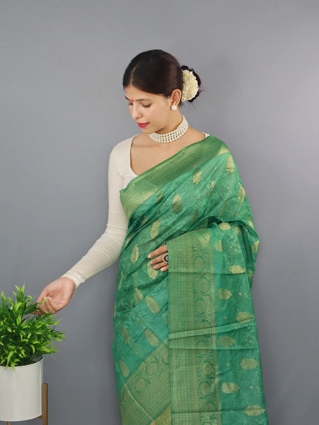 Banarasi Silk Dual Tone Woven Saree with Self Prints Green Cyan