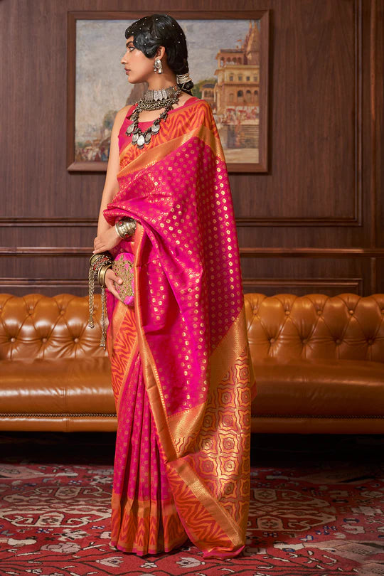 Stylish Pink Colour Handloom Zari Weaving Saree