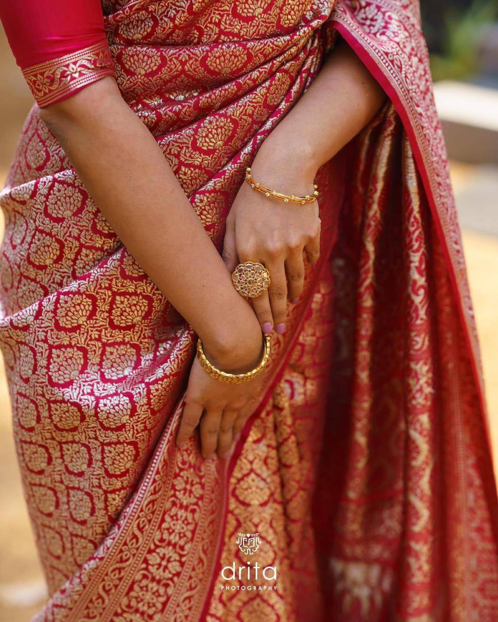 Red Silk Saree bride look - YouTube