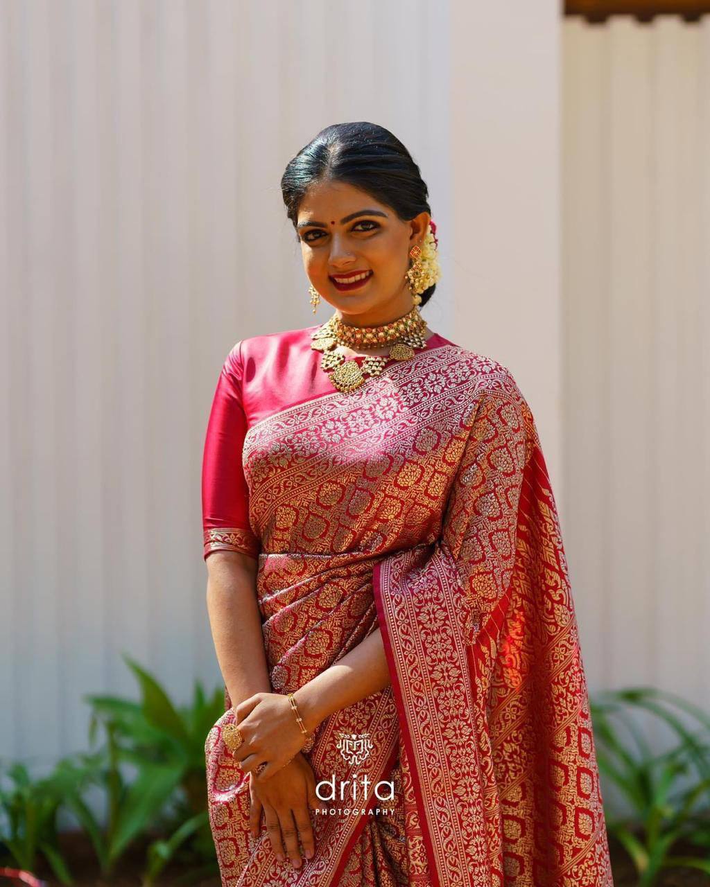 Peach Color Kanchipuram Silk Saree Bollywood Style Saree Party Wear Saree  Wedding Wear Saree Stunning Look Saree Indian Banarasi Look Saree - Etsy  Hong Kong