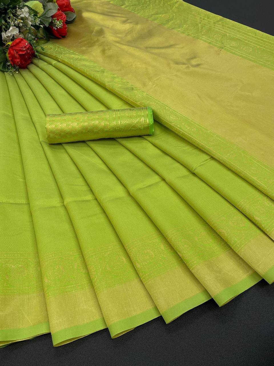 Light Green Saree & Blouse With Golden Zari Weaving Banarasi