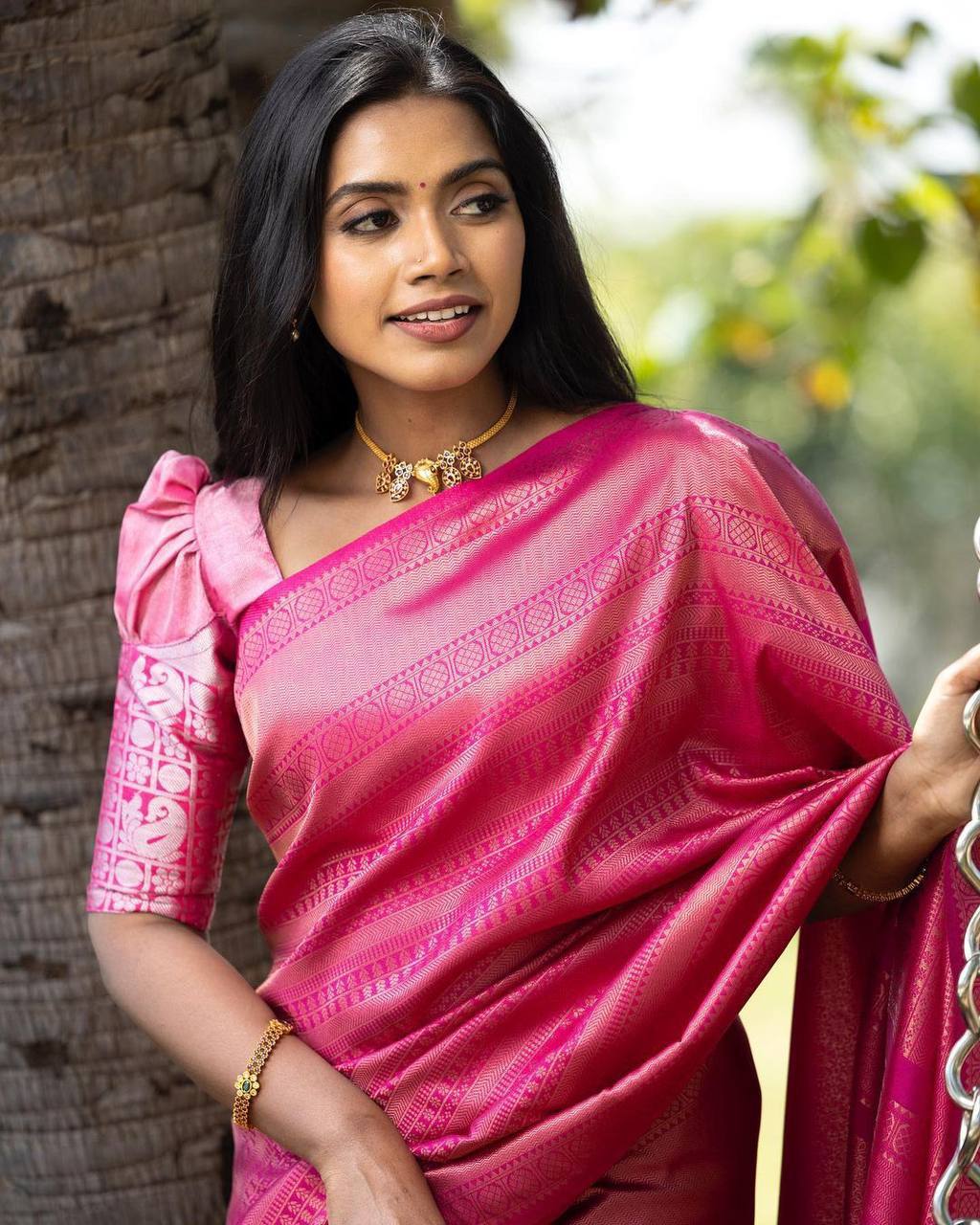 Royal Pink Banarasi Beautiful Zari Work In Form Of Traditional Motifs Soft Silk Saree