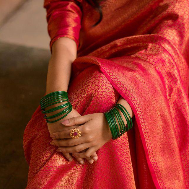 Stunning Light Gajari Colour Saree With Heavy Brocade Blouse Banarasi Beautiful Zari Work In Form Of Traditional Motifs Soft Silk Saree