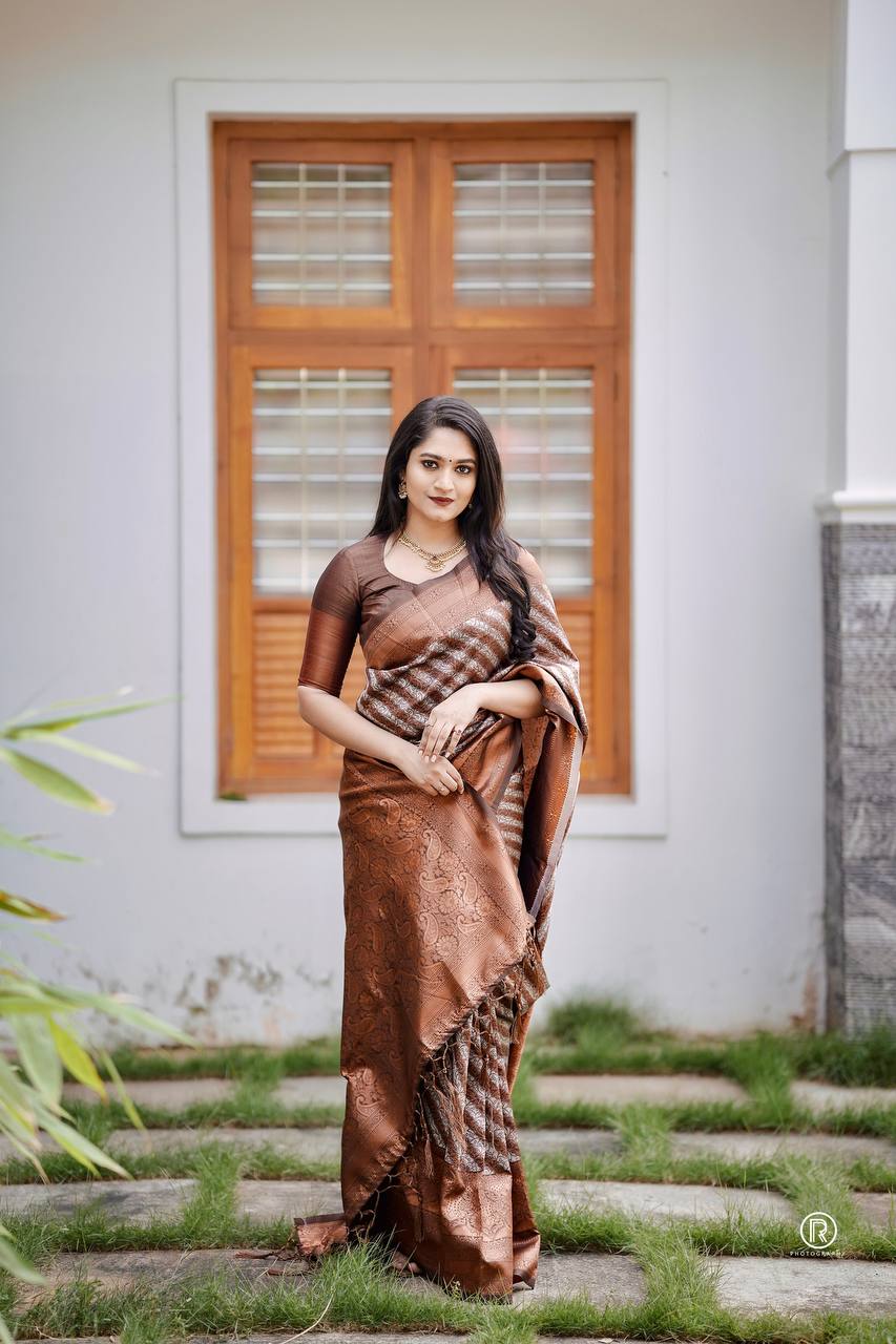 Stunning Coffee Colour Saree With White Leriya Pattern And Comes Heavy Brocade Blouse Banarasi Beautiful Zari Work In Form Of Traditional Motifs Soft Silk Saree